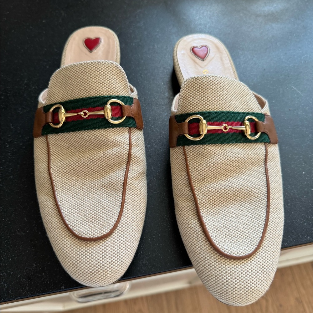 Gucci Princetown mule, size 9.5 (39 1/2), used condition but lots of life left!